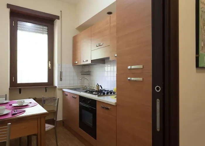 Vakantiehuis Spacious Vatican With Terrace Rome