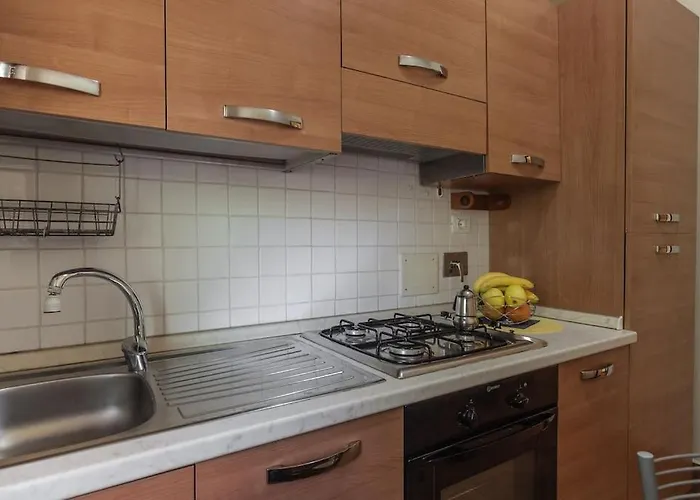 Vakantiehuis Spacious Vatican With Terrace Rome